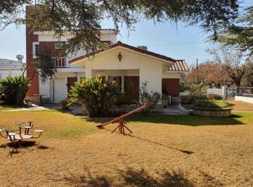 Casa de 5 ambientes, Córdoba · Casa en Venta Apta Crédito, Excelente Oportunidad