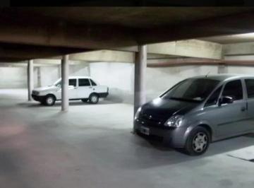 Garage , Chacarita · Alquiler Cochera en Chacarita Excelente Zona y Ubicacion Dueño Direcro
