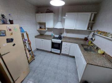 Casa de 5 ambientes, Necochea · Casa 5 Ambientes en El Casco Urbano de La Ciudad!