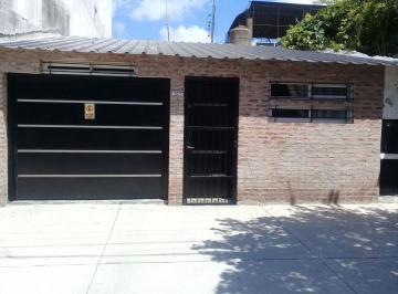 PH de 3 ambientes, Mataderos · Espectacular PH de 8 X 28 m - Frente - Entrada Independiente