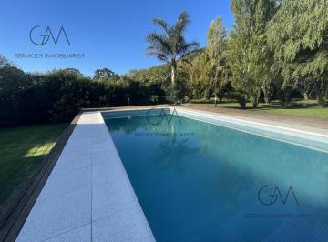 Casa · 320m² · 5 Ambientes · 2 Cocheras · Casa en Venta Rumenco