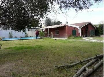 Quinta vacacional · 120m² · Casa Quinta en Venta en Gral Rodriguez. Escucha Propuestas
