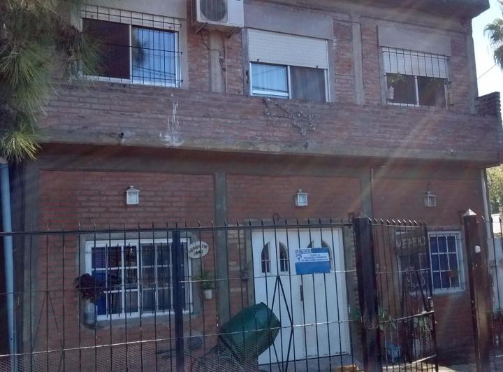 Casa · 300m² · 4 Dormitorios
