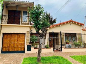 Casa · 150m² · 4 Ambientes · 1 Cochera · Casa en Venta en Haedo