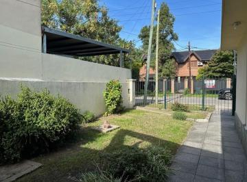 Casa · 120m² · 3 Ambientes · 2 Cocheras · Casa a La Venta en Don Torcuato