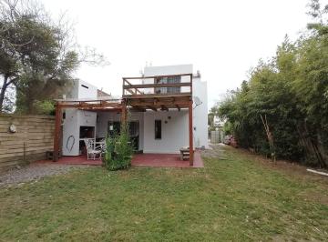BPV-BPV-8953_2 · 4 Dorm. | La Barra Ref: 8953