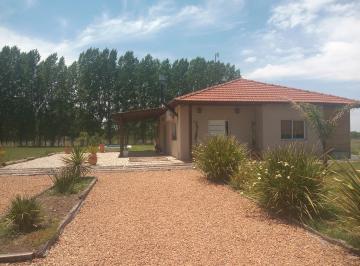 Casa de 3 ambientes, Luján · Casa en Lote de 5000 m² Propios