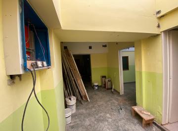 Depósito de 4 ambientes, General San Martín · Alquiler Depósito Oficinas en San Martín