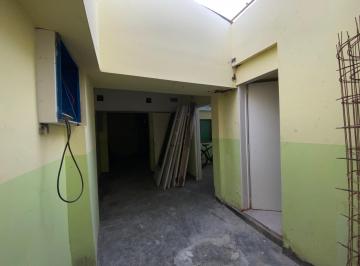Depósito de 4 ambientes, General San Martín · Alquiler Depósito Oficinas en San Martín
