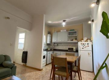 Departamento · 32m² · 2 Ambientes · San Martín Centro. Departamento 2 Ambientes con Cocina y Bañ