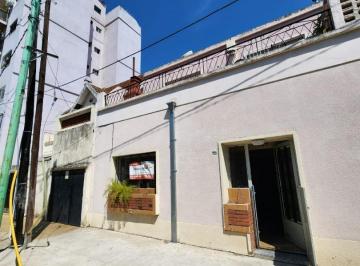 PH · 55m² · 2 Ambientes · PH de 2 1/2 Ambientes en Planta Baja Al Frente con Patio.