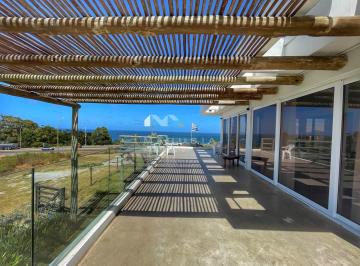 Casa · 230m² · 6 Ambientes · 1 Cochera · Casa en Alq. Temporario en Punta Ballena, Punta del Este, Punta del Este / Maldonado