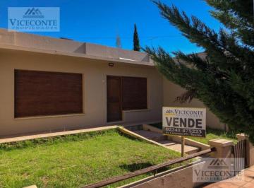 Casa de 4 ambientes, Ranchos · Casa 178 m². Calle Estanislao Garay. Ranchos. Gral Paz. Excelente Ubicacion.