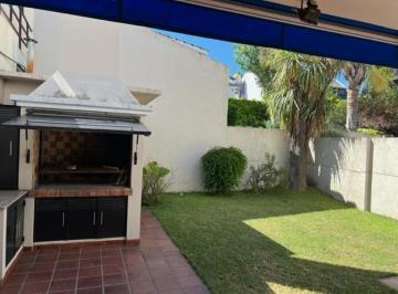 Casa · 85m² · 3 Ambientes · Venta de PH 3 Ambientes en La Lucila