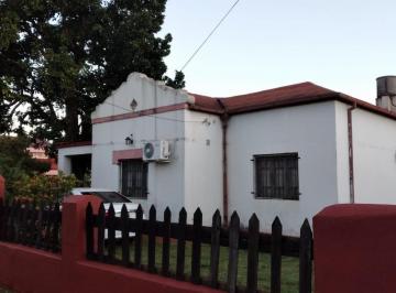 Casa · Esquina en Venta en Apóstoles – Misiones. a Cuadras de Bancos y Organismos Admin