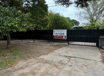 Terreno de 4 ambientes, La Plata · Lote de 12 X 64 con Contrucción a Demoler