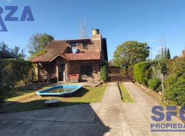 Casa · 90m² · 3 Ambientes · Oportunidad! Casa Quinta en Venta