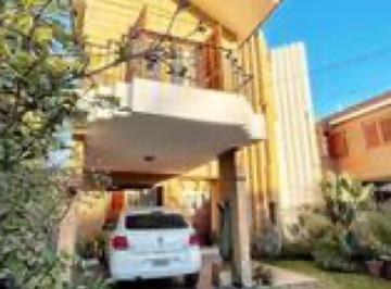 Casa · 152m² · 4 Ambientes · 1 Cochera · Dúplex en Venta de 3 Dorm. C/ Cochera en Santa Rita