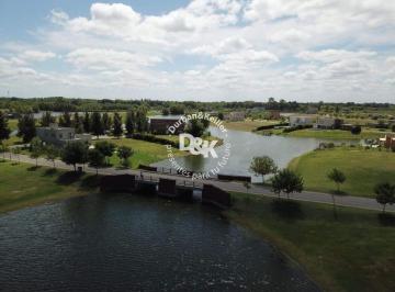 Terreno , Escobar · Lote a La Laguna en Venta en Barrio Privado El Cazal, Escobar. Financiado.