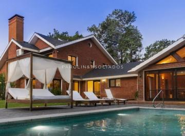 Foto1 · Casa en Venta de 4 Dorm. en Playa Mansa, Punta del Este.