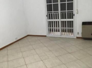 Departamento · 65m² · 4 Ambientes · Venta Departamento de Cuatro Ambientes en Wilde
