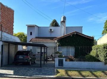 Casa de 5 ambientes, Moreno · Casa Dos Plantas, Paso del Rey Norte! Corrientes Entre Morón y Yapeyú.