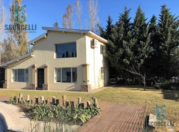 Casa · 88m² · 3 Ambientes · Exclusiva Casa - Quinta con Pileta - Gran Parque - 3 Ambientes en Dos Plantas! San Pedro