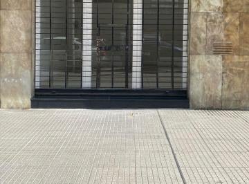 Local comercial , Belgrano · (Belgrano) Av Cramer 1788 - Sobre Av - Excte. Zona - Baño