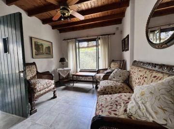 Casa · 120m² · 5 Ambientes · 2 Cocheras · En Venta Casa de 2 Dorm. Barrio El Trebol