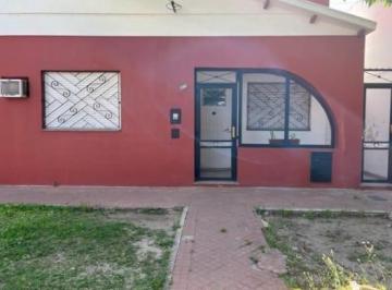 Casa de 3 ambientes, Rosario · Casa Alberdi Dos Dorm.. Contado y Saldo Financiado y Permutas Como Parte de Pago