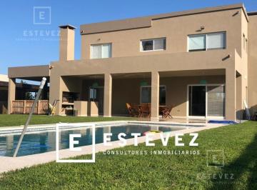 Casa · 260m² · 7 Ambientes · 4 Cocheras · Casa en Venta con Pileta, 3 Dorm.. Amplio Garage. Barrio Cerrado San Matias, Escobar