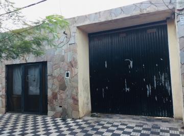 Bodega-Galpón de 1 ambiente, Rosario · Excelente Oportunidad de Inversión: Complejo de Cocheras + Local a m de Av