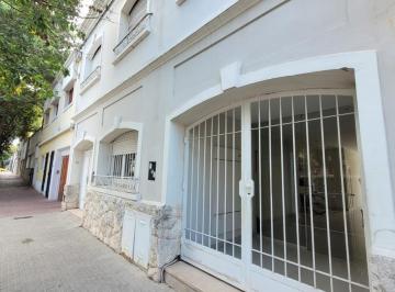 Departamento · 50m² · 1 Dormitorio · Departamento en Observatorio Planta Baja con Patio