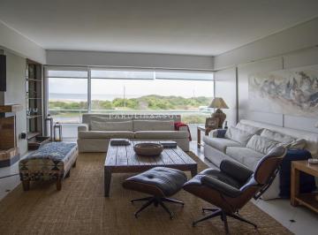 Foto1 · Hermoso Apartamento en Venta de 4 Dorm. en Aguas Azules, Punta del Este.