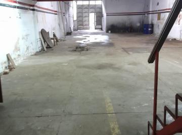 Bodega-Galpón , General San Martín · Galpon 270 m² Techo de Losa en Alquiler