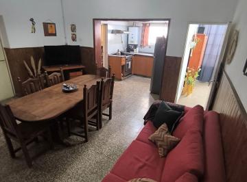 Casa de 8 ambientes, Córdoba · Casa en Venta 4 Dorm. Barrio Pueyrredón