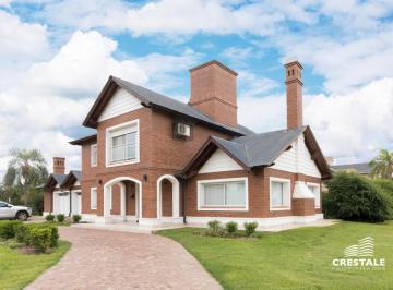 Casa · 343m² · 6 Ambientes · 2 Cocheras · Imponente Casa 4 Dorm. en Venta - Cadaques (Funes Hills)