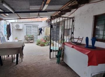 Casa de 4 ambientes, Esteban Echeverría · Vendo Casa con Galpón y Monoambiente