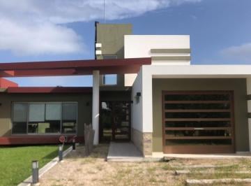 Casa de 4 ambientes, Costa Esmeralda · Casa en Alquiler Sector Golf 2 Lote 491 - Costa Esmeralda - 6 Personas