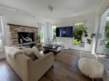 Casa · 150m² · 4 Ambientes · 1 Cochera · Casa en Venta en Barrio Privado Arenas del Sur
