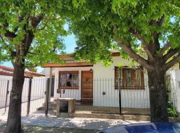 Casa · 90m² · 4 Ambientes · 1 Cochera · Lavalle N° 1.233, Entre Calles Las Heras y Belgrano