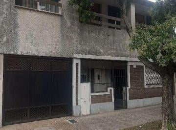 GIG-G1G-4410_2 · Tipo Casa Al Frente con Patio