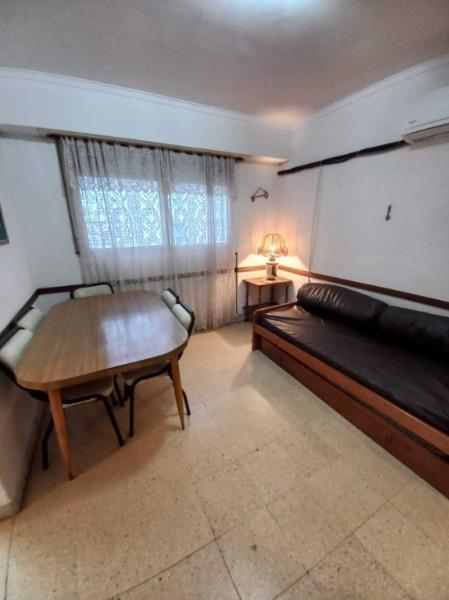 Depto 2 amb, 34m² contrafrente en 8° piso — Centro