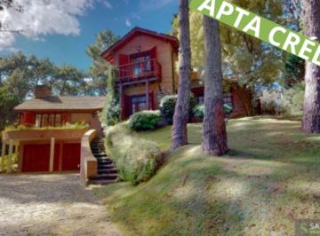 Casa de 5 ambientes, Cariló · Casa con 296 m² y 4 Dorm. en Venta en Cariló