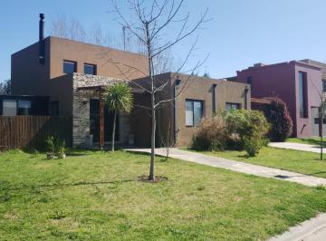 Casa de 3 ambientes, Tigre · Casa en B° Privado San Francisco - Villanueva