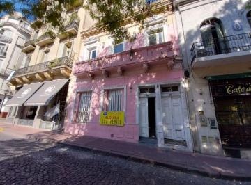 Local comercial de 4 ambientes, San Telmo · Excelente Local Frente a La Plaza, Lote Propio, Apto Todo Rubro!