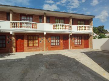 Casa · 55m² · 3 Ambientes · 1 Cochera · Dúplex en Venta de 2 Dorm. C/ Cochera en Costa Azul