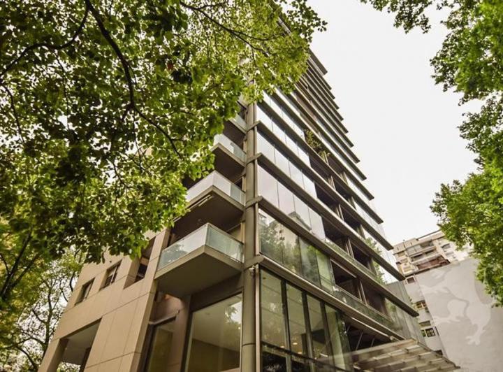 Departamento · 196m² · 6 Ambientes · 4 Cocheras