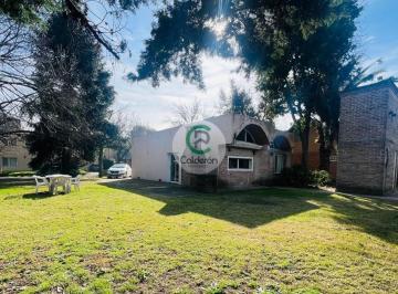 Casa · 98m² · 4 Ambientes · Casa en Venta en Country Banco Provincia, Moreno, G. B. a. Z