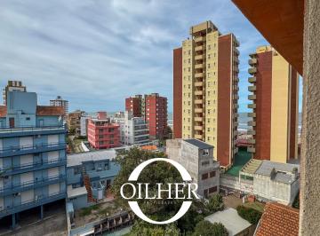 Departamento de 3 ambientes, Villa Gesell · Villa Gesell Venta Dep. 100 m de La Playa, Zona Centrica Gas Natural!